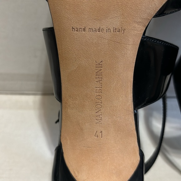 Manolo Blahnik Ginkoballo black patent leather - Picture 7 of 12